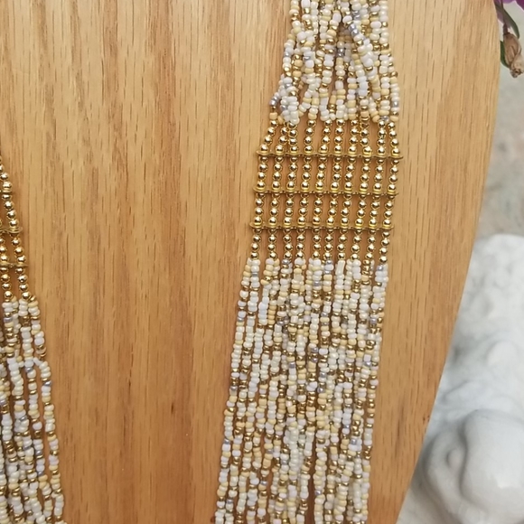 Long multi strand fashion statement - Picture 2 of 3